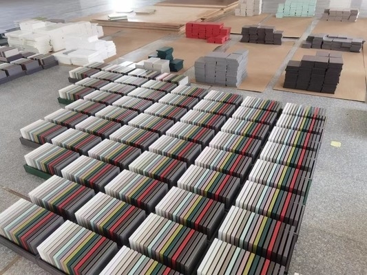 Automatyczna linia do malowania proszkowego o szybkości 40 m/godzinę do mebli drewnianych z płyt drewnianych Mdf